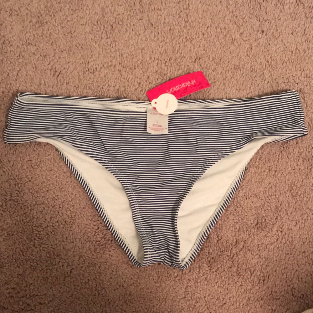 Cheeky bikini bottom navy/white stripe